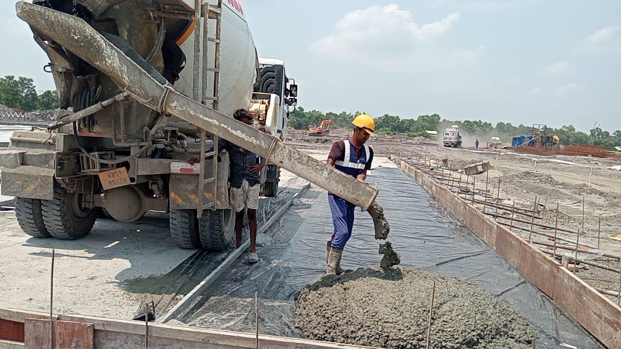 Construction site project photograph 5